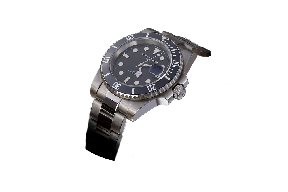 Black Diver