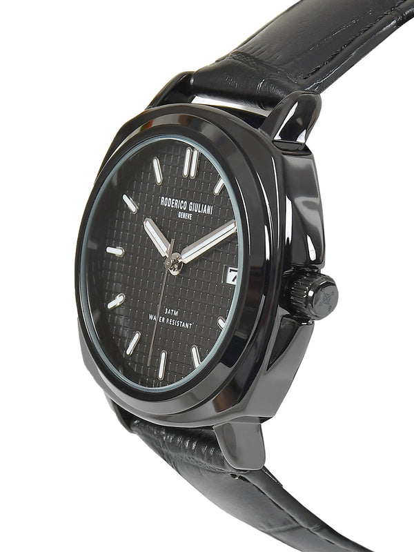 Black Dial Black Case Black Leather Strap Men's Analog Watch