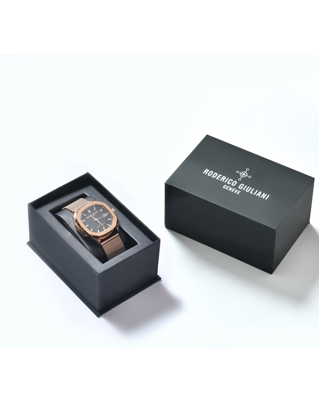 Black Dial Rose Gold Mesh Strap Men's Analog Watch